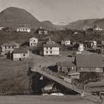 Plássið / niður í stað